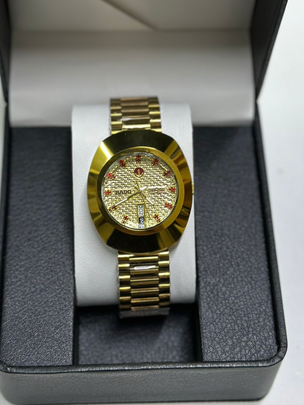 Rado Automatic: 2PCc/130 Dhs - 3PCs/120Dhs